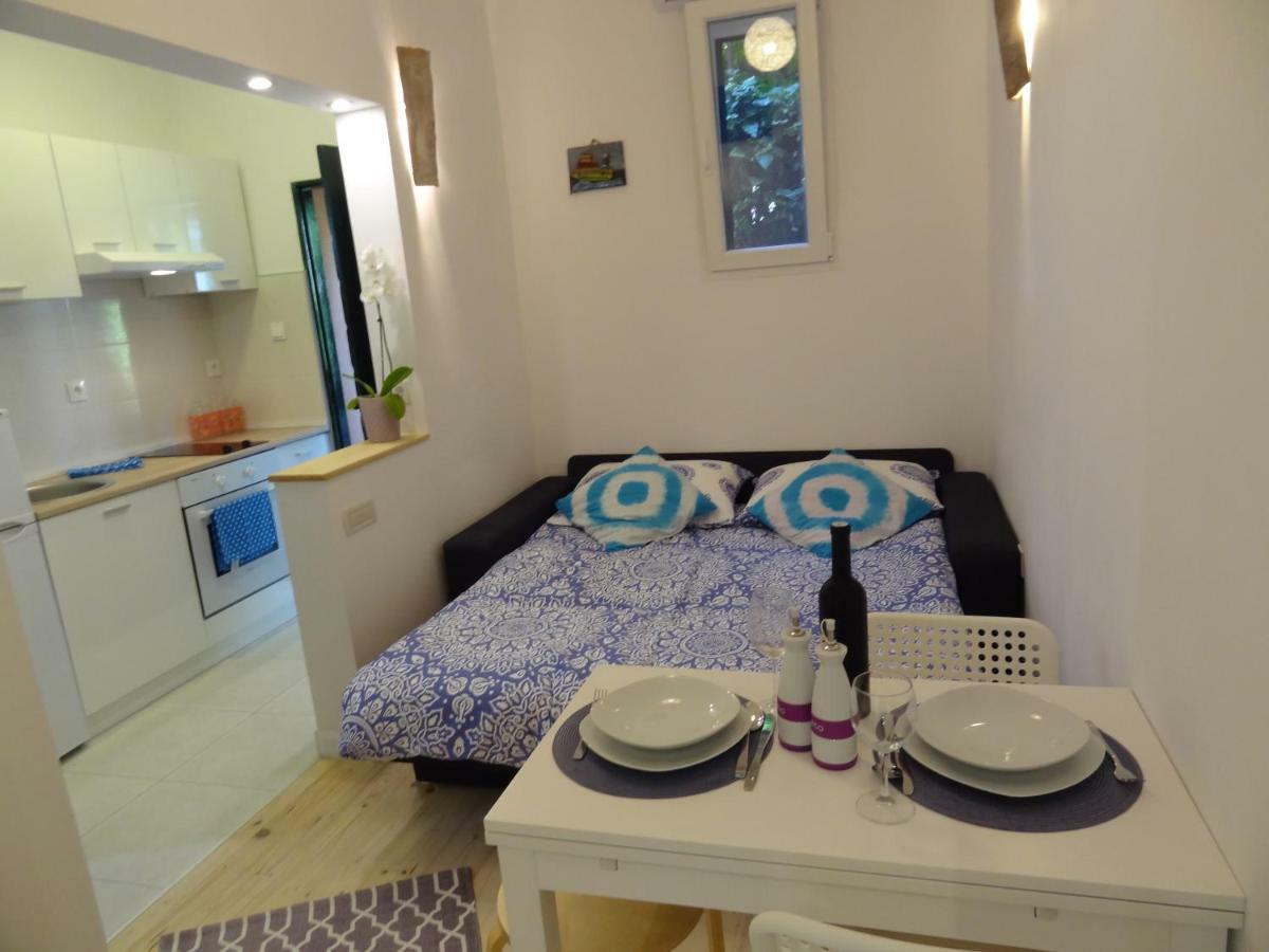Kaštela Apartment Bezic מראה חיצוני תמונה