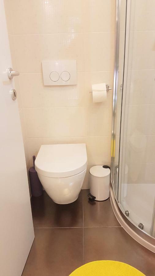Kaštela Apartment Bezic מראה חיצוני תמונה