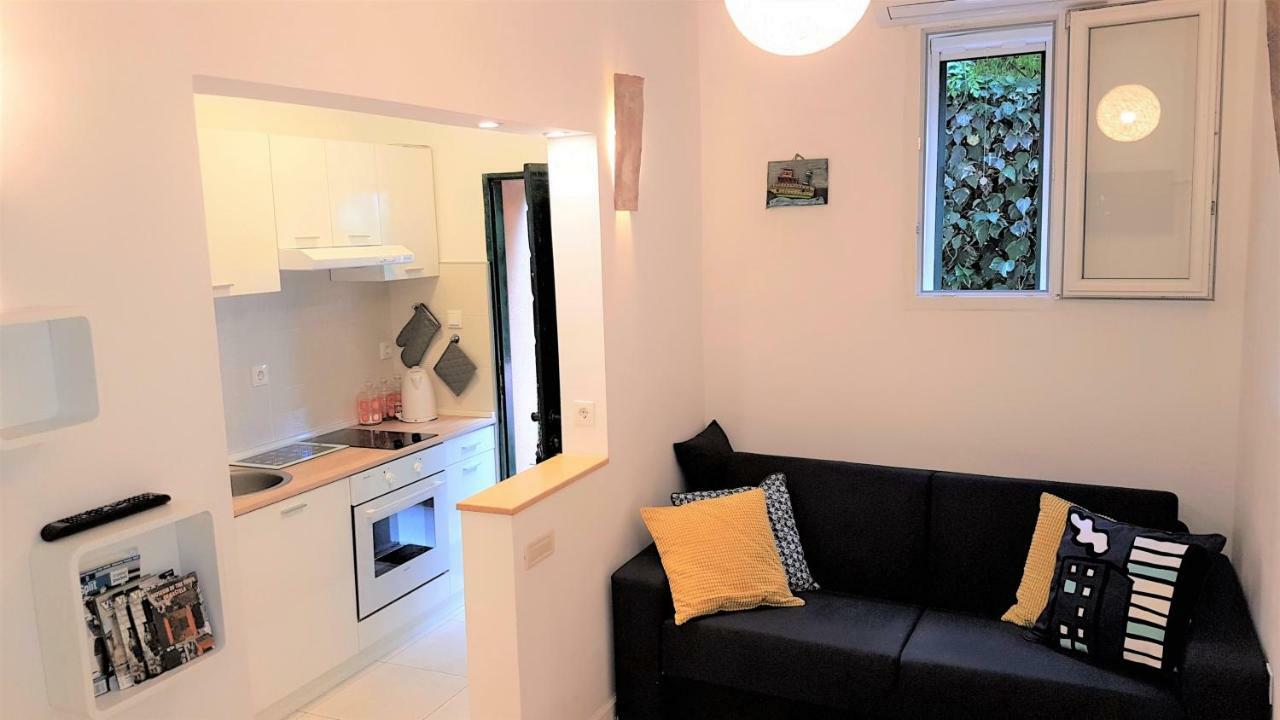 Kaštela Apartment Bezic מראה חיצוני תמונה