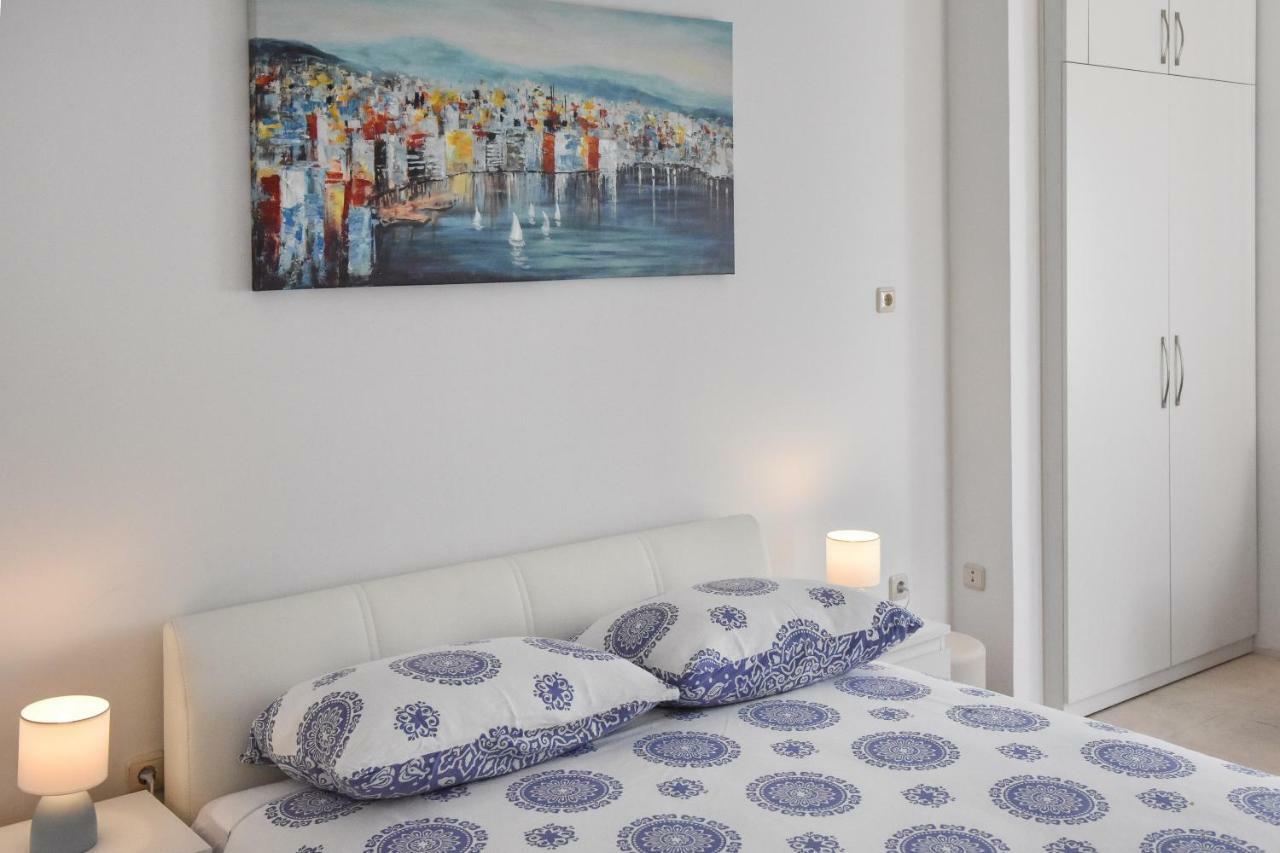 Kaštela Apartment Bezic מראה חיצוני תמונה