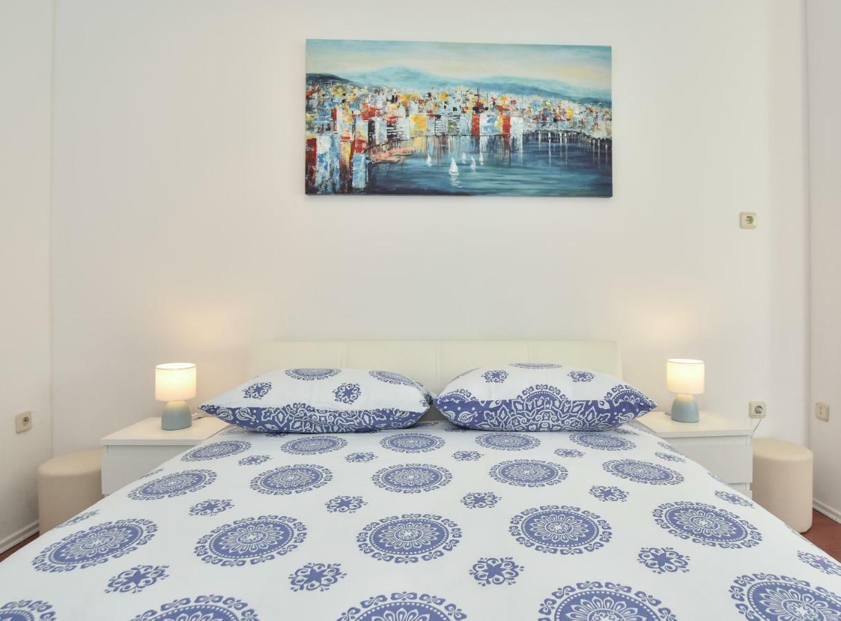 Kaštela Apartment Bezic מראה חיצוני תמונה