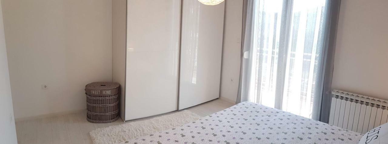 Kaštela Apartment Bezic מראה חיצוני תמונה